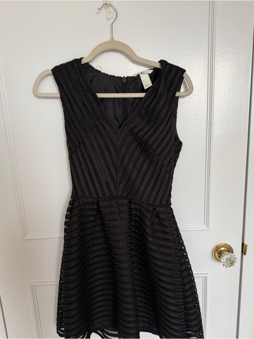 H&M Black Sleeveless V-Neck A-Line Mini Dress